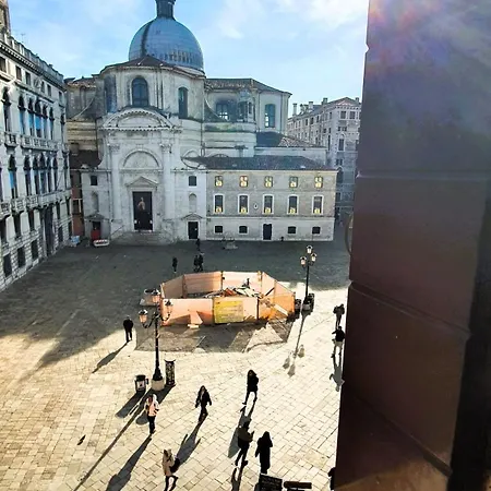 Flat Guglie 公寓 *