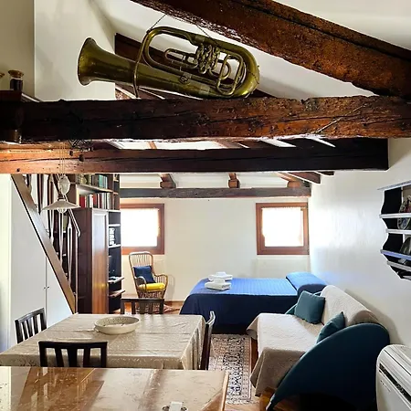 Flat Guglie Apartmán